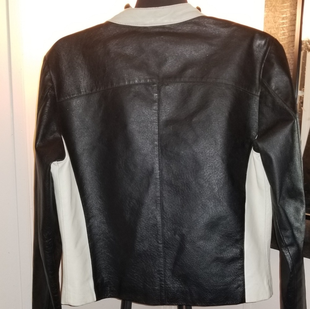 Leather jacket - Picture 3 of 4